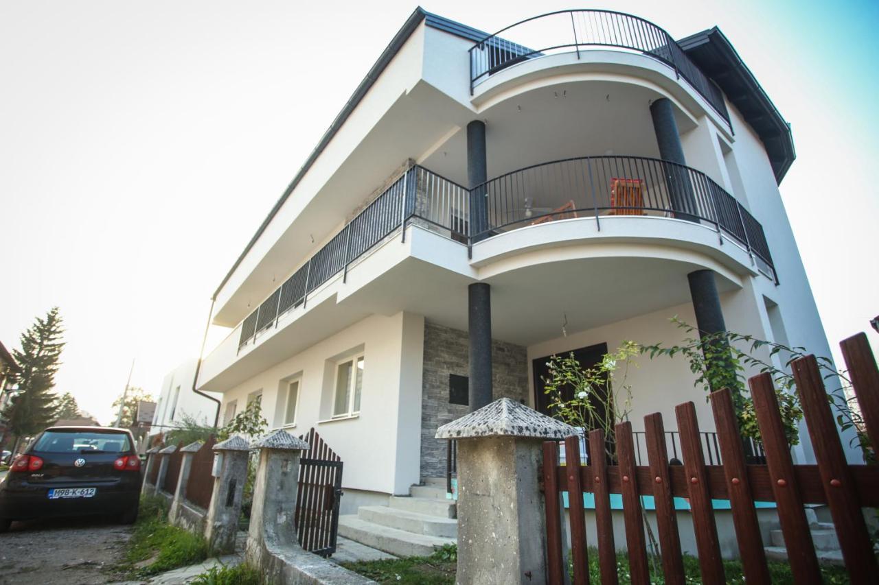 Lgp Exclusive Apartment Bihać エクステリア 写真